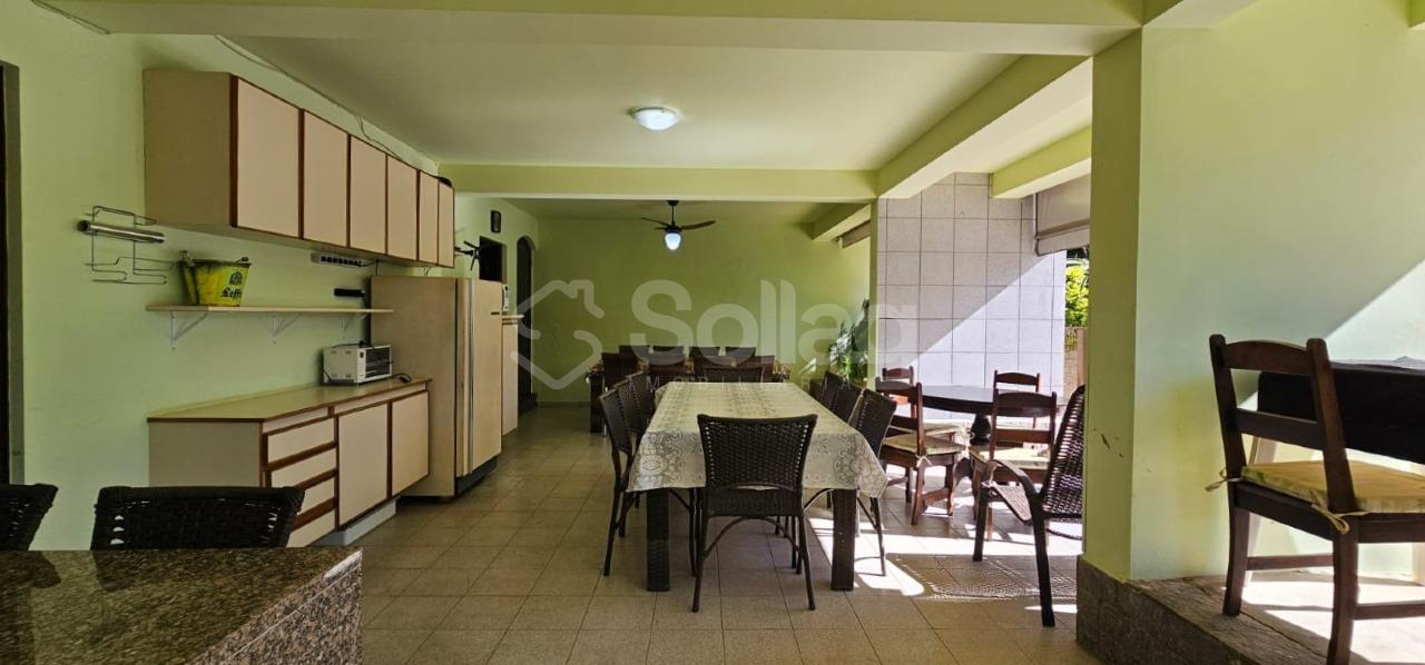 Casa em condomínio à venda no Condomínio Estância Marambaia: 