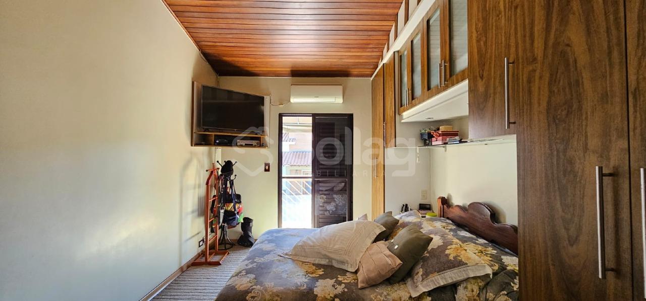 Casa em condomínio à venda no Condomínio Estância Marambaia: 