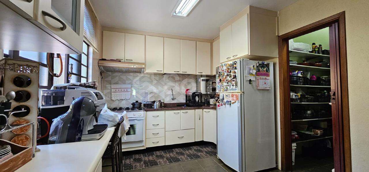 Casa em condomínio à venda no Condomínio Estância Marambaia: 