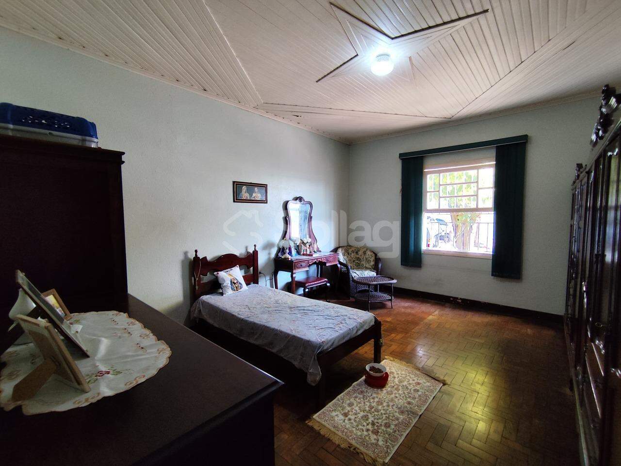 Casa à venda no Centro: 