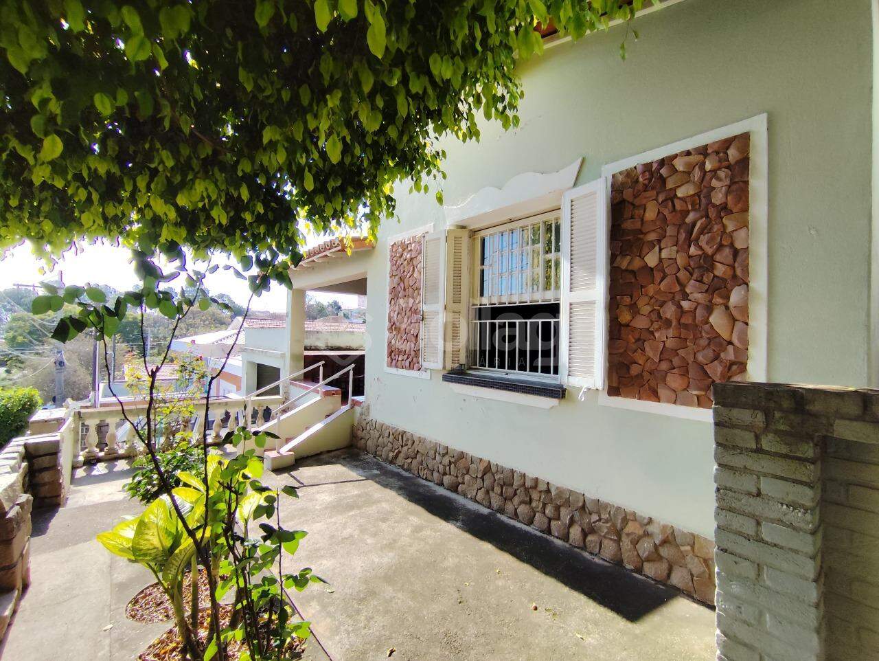 Casa à venda no Centro: 
