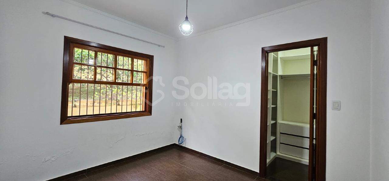 Casa em condomínio à venda no Condomínio Recanto Florido: 