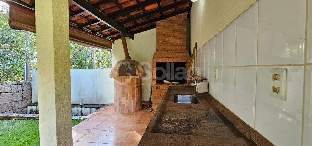 Casa em condomínio à venda no Condomínio Recanto Florido: 