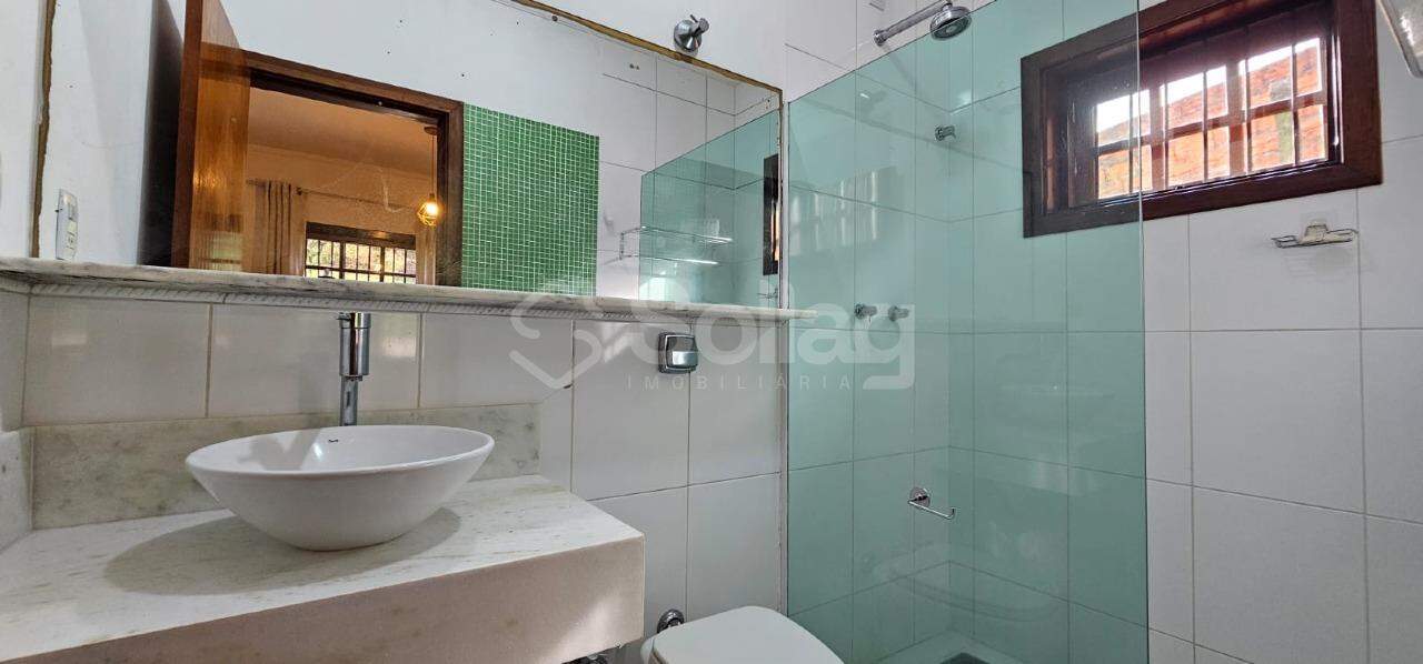 Casa em condomínio à venda no Condomínio Recanto Florido: 