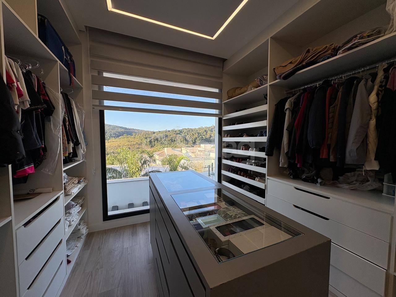 Casa em condomínio à venda no Condomínio Reserva Santa Isabel I: 