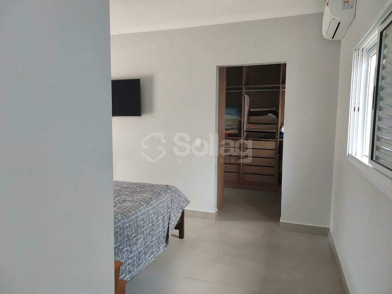 Casa em condomínio à venda no Marambaia: