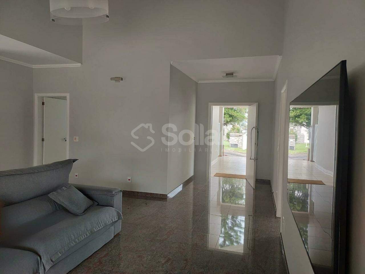 Casa em condomínio à venda no Marambaia: