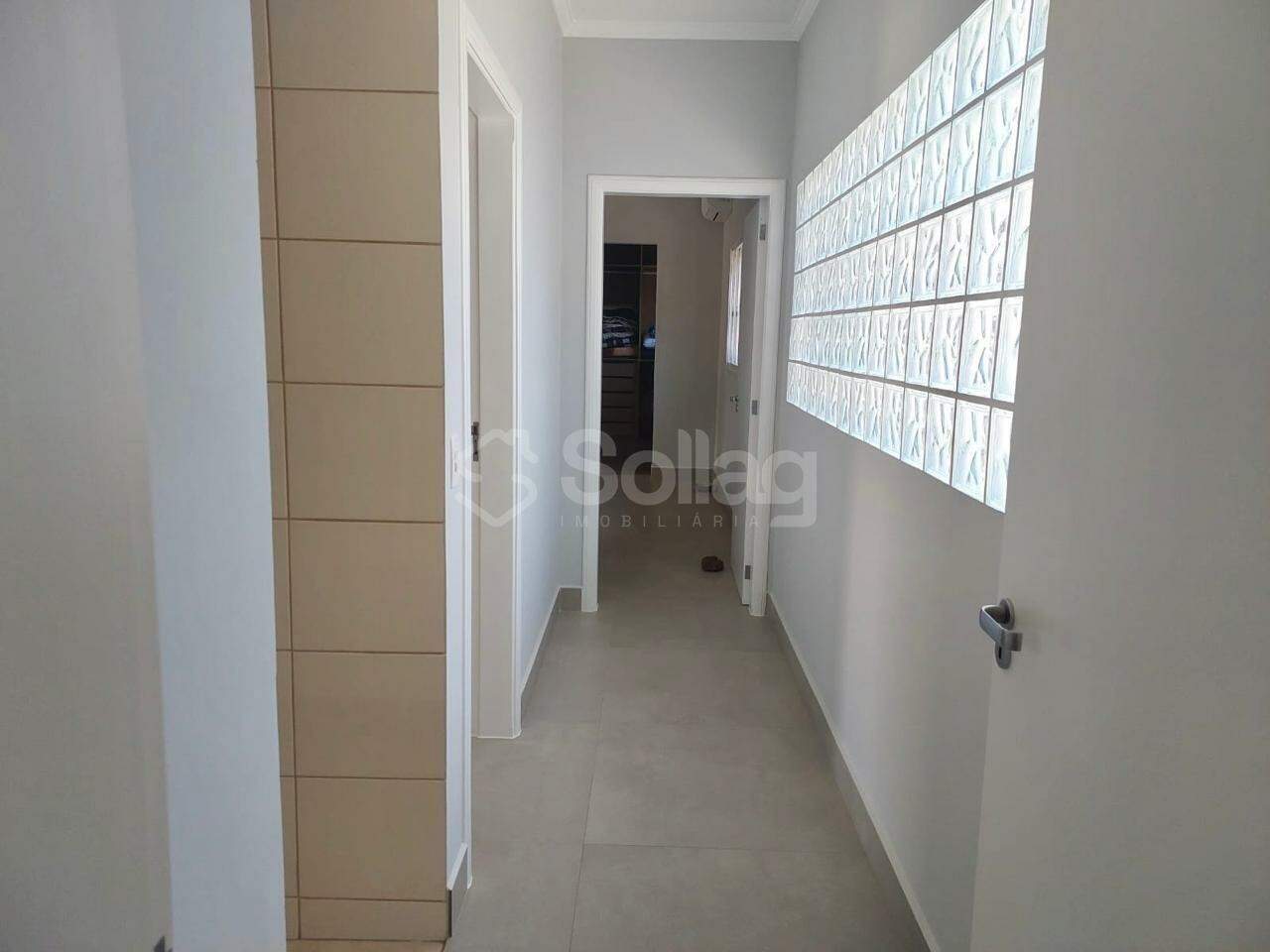 Casa em condomínio à venda no Marambaia: