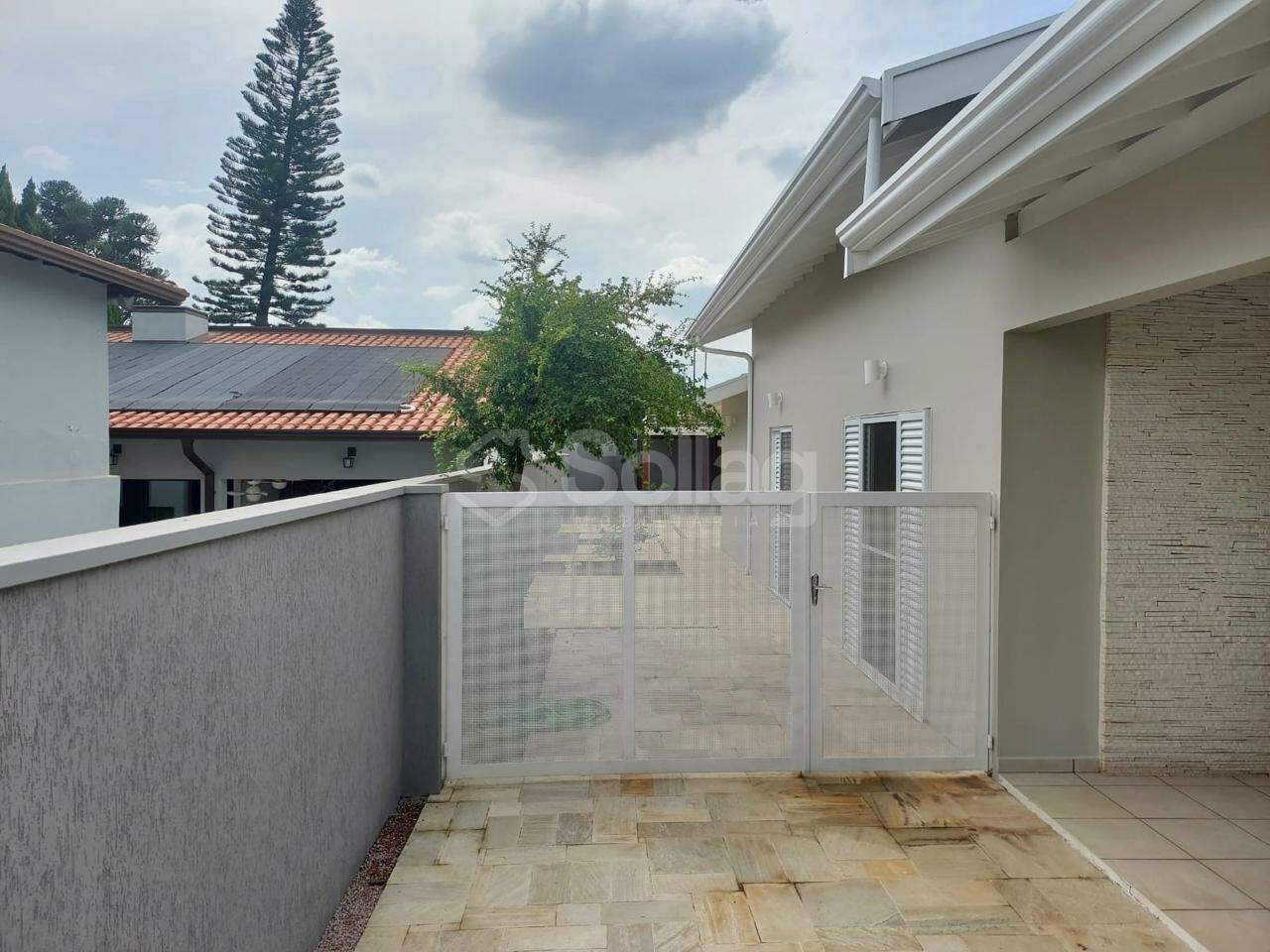 Casa em condomínio à venda no Marambaia: