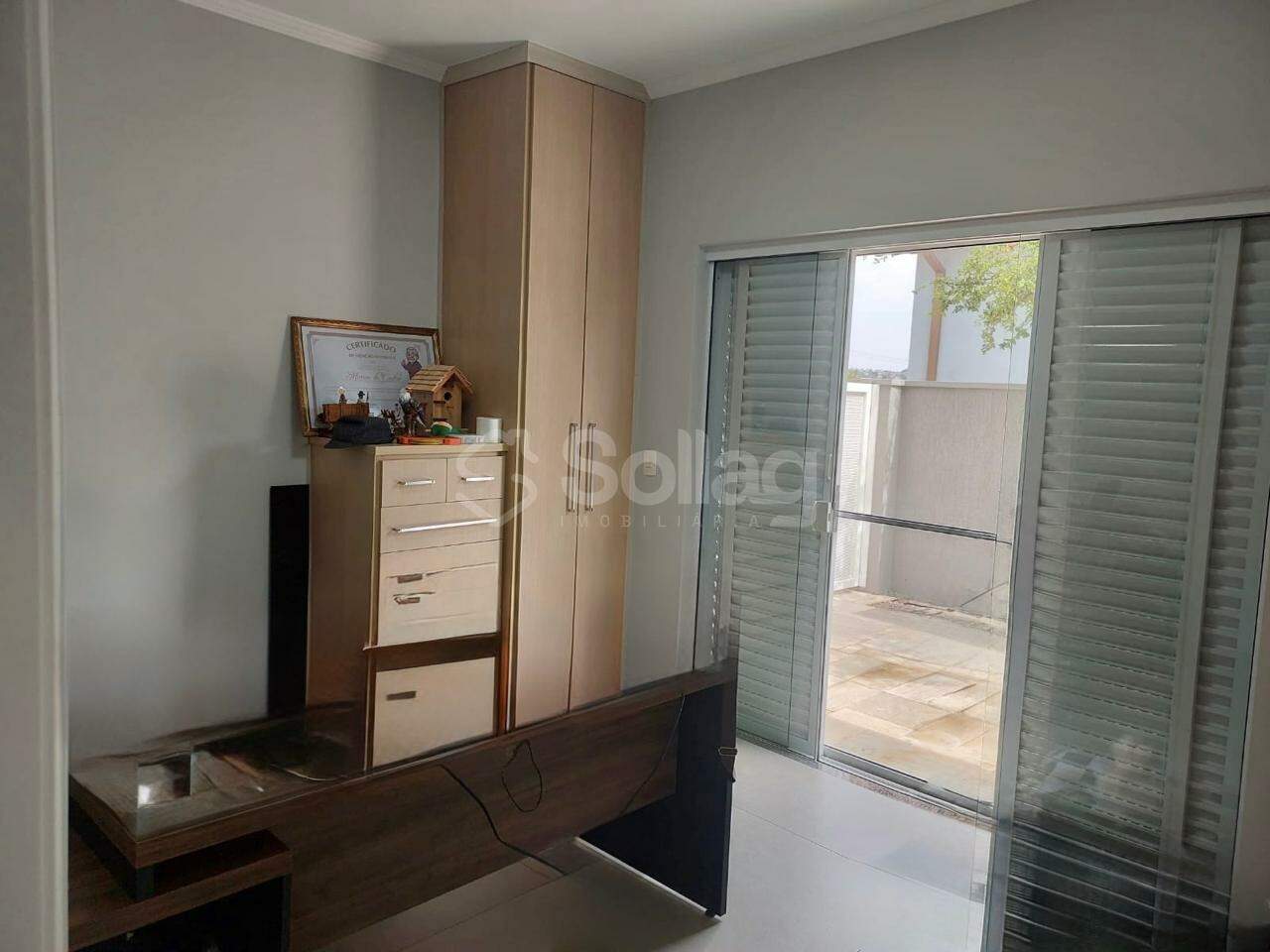 Casa em condomínio à venda no Marambaia: