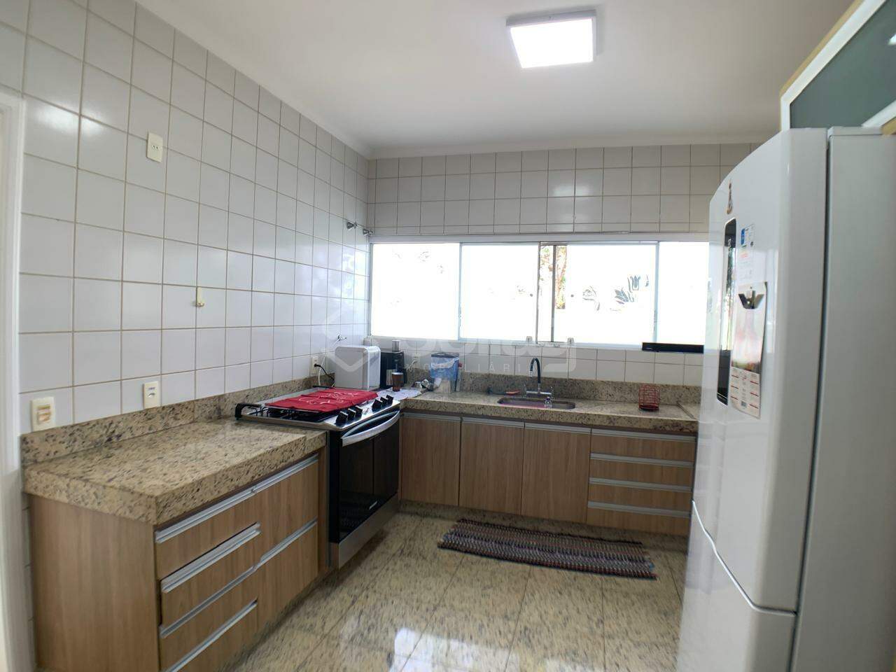 Casa em condomínio à venda no Marambaia: