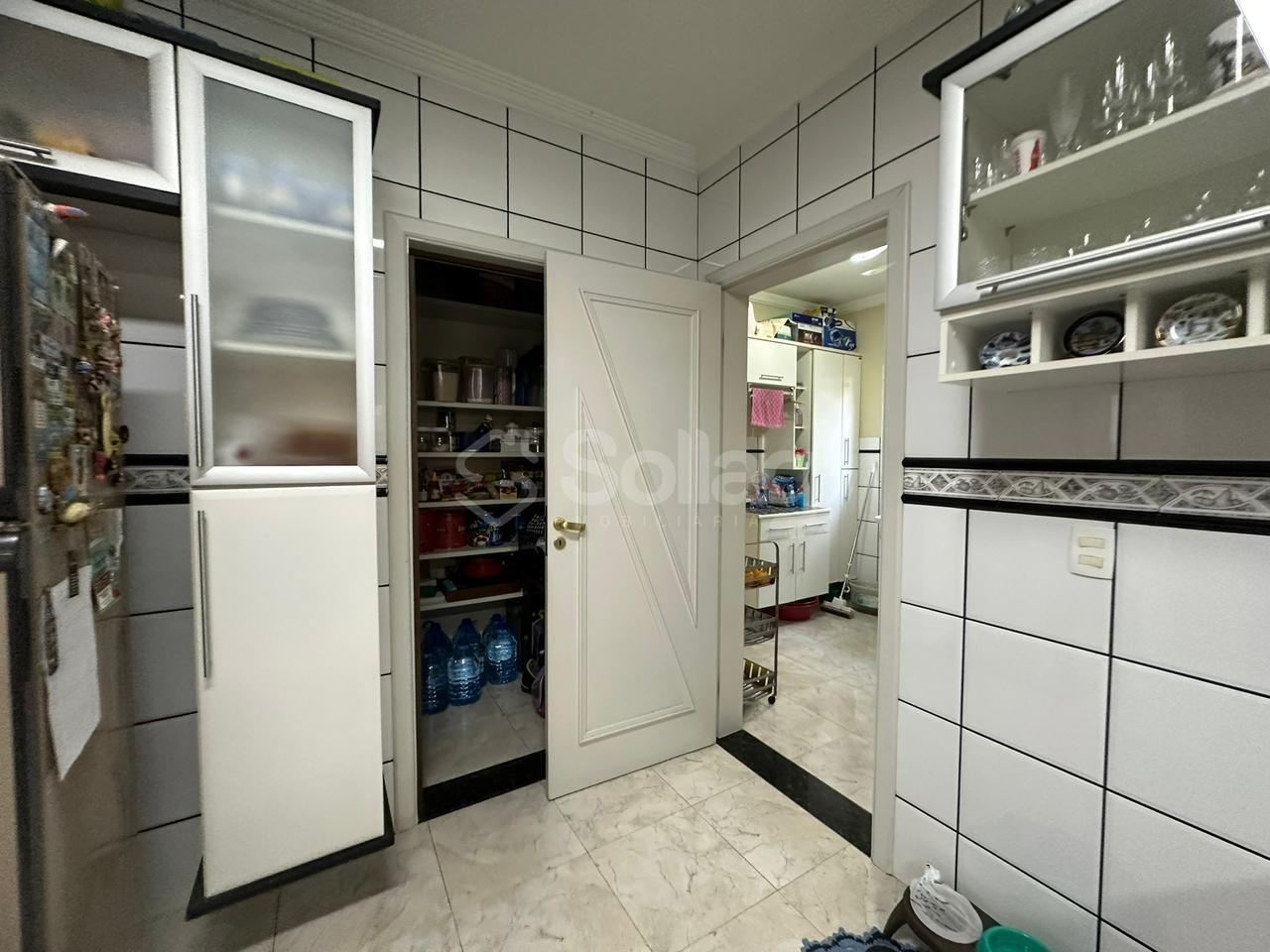 Casa em condomínio à venda no Condomínio Alpes de Vinhedo: 