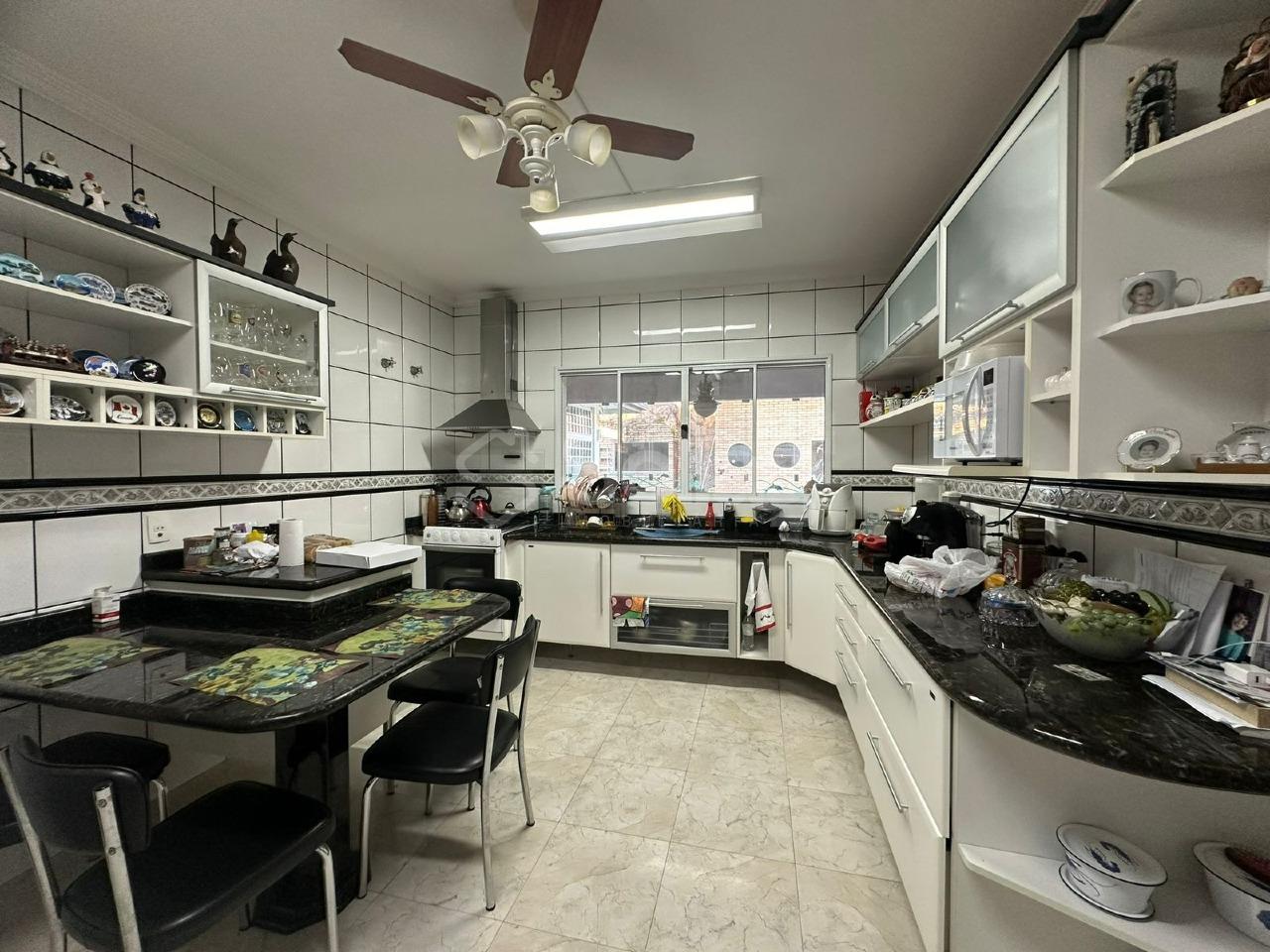 Casa em condomínio à venda no Condomínio Alpes de Vinhedo: 