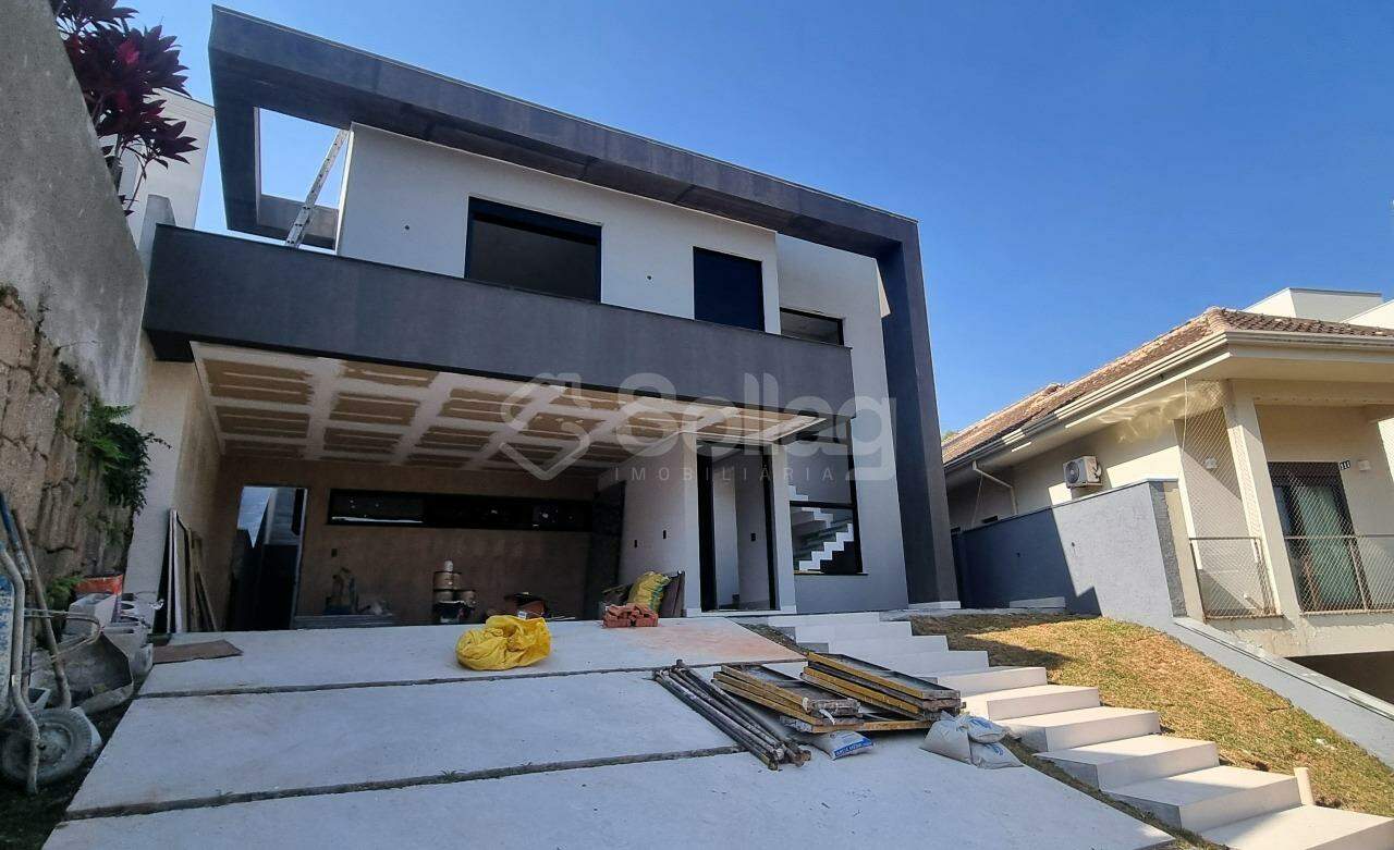 Casa em condomínio à venda no Condomínio Delle Stelle: