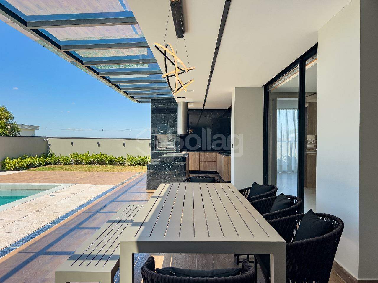 Casa em condomínio à venda no Condomínio Campo de Toscana: