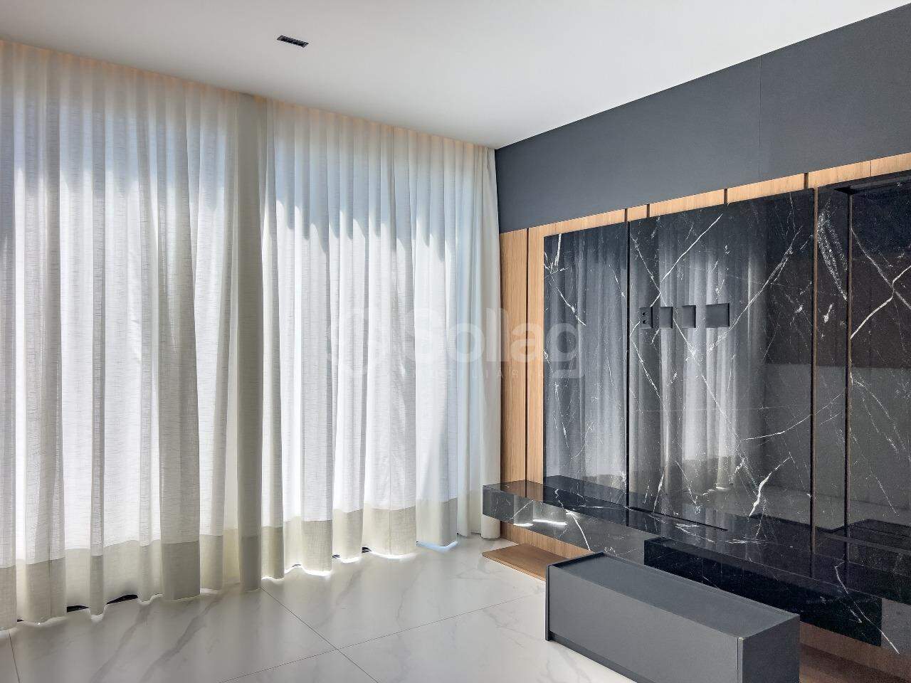 Casa em condomínio à venda no Condomínio Campo de Toscana: