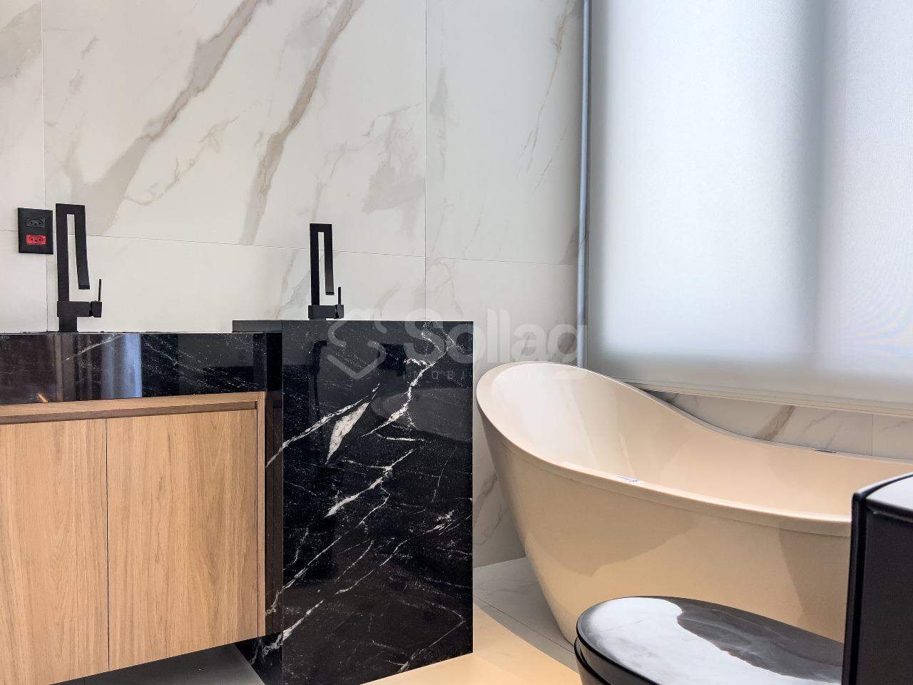 Casa em condomínio à venda no Condomínio Campo de Toscana: