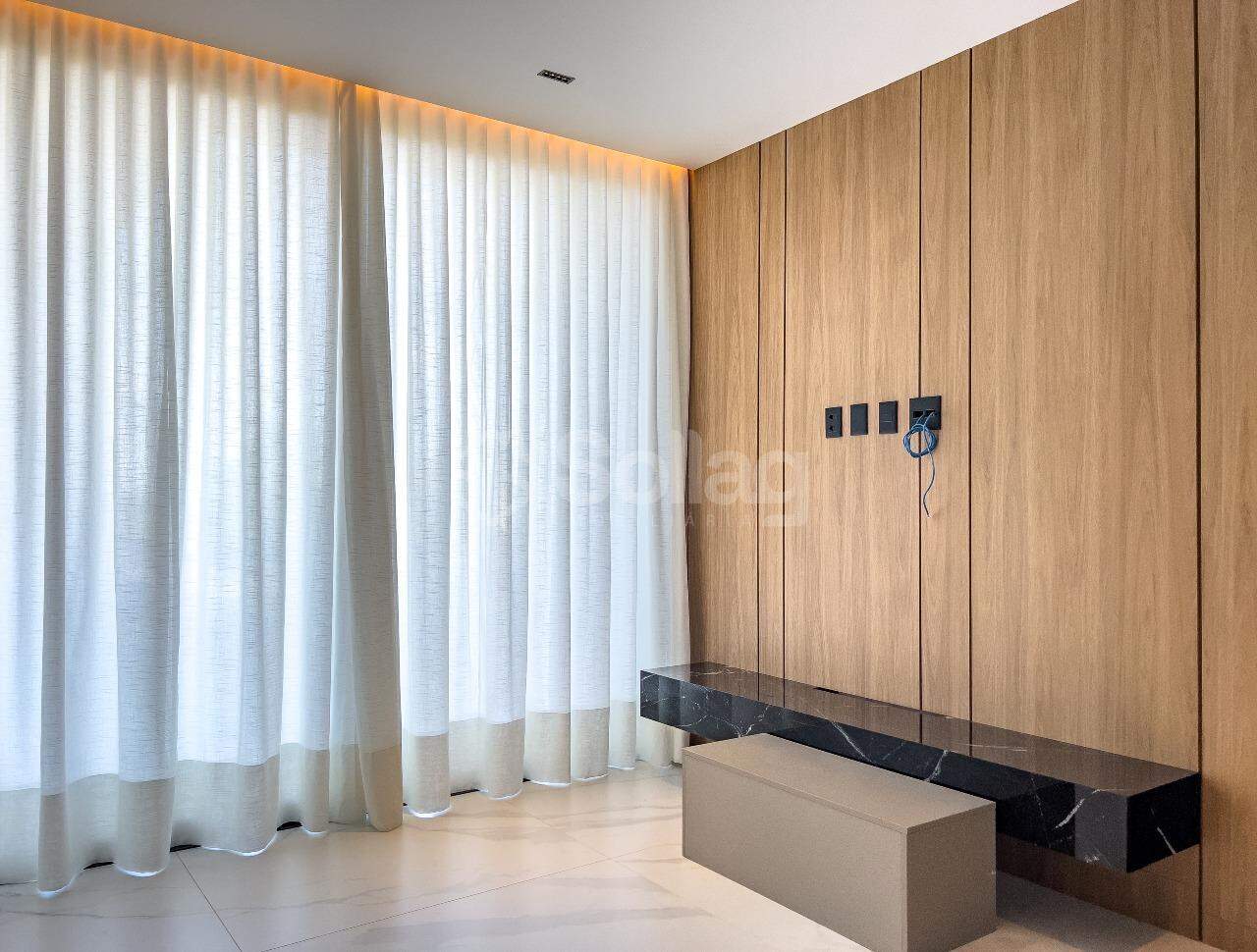 Casa em condomínio à venda no Condomínio Campo de Toscana: