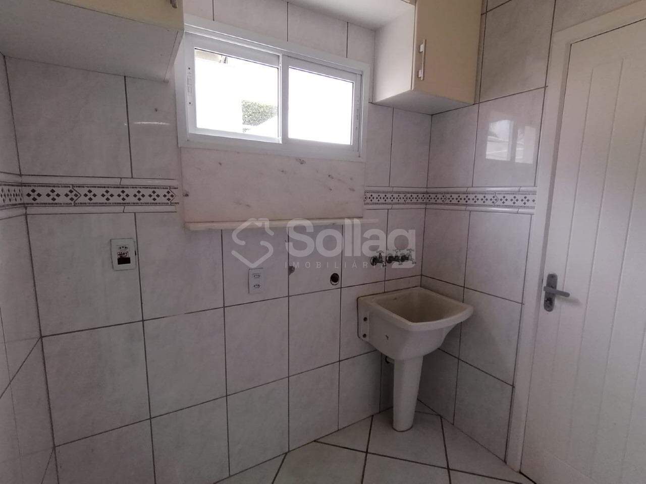 Casa em condomínio para aluguel no Condomínio Recanto dos Paturis:
