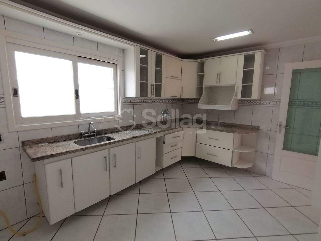 Casa em condomínio para aluguel no Condomínio Recanto dos Paturis: