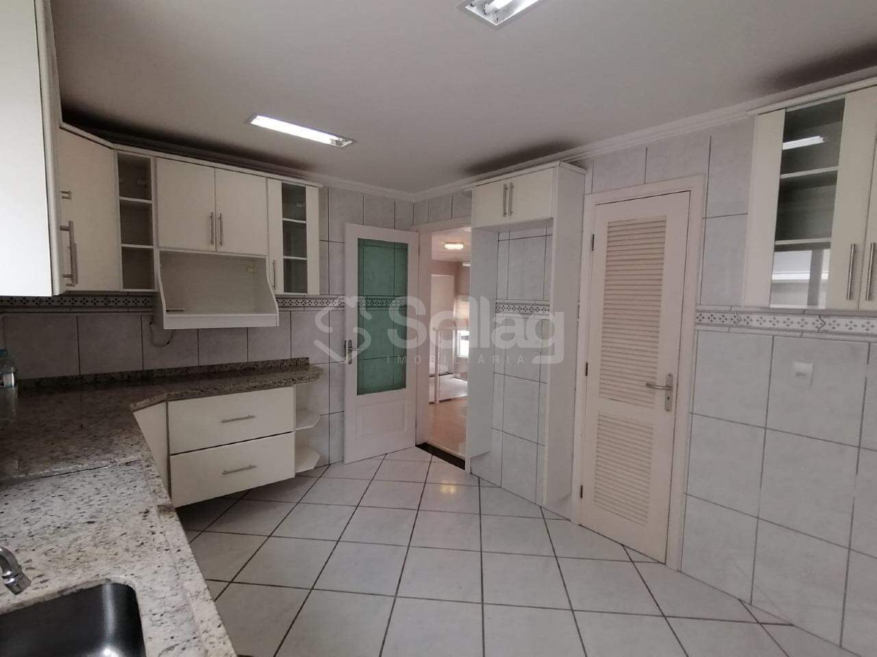 Casa em condomínio para aluguel no Condomínio Recanto dos Paturis: