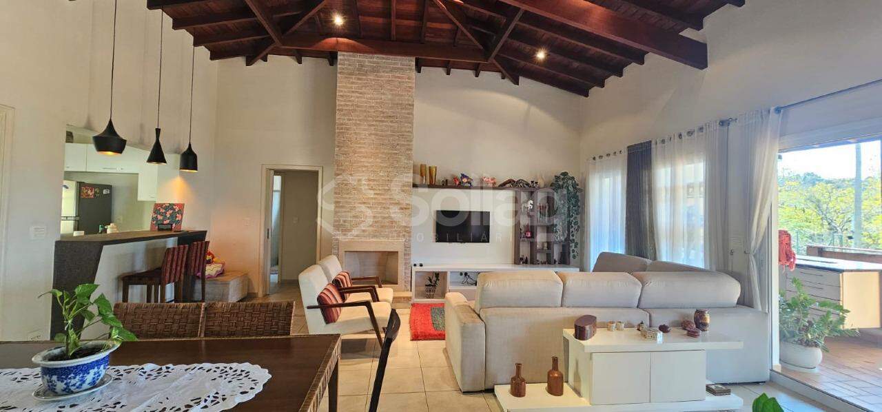 Casa em condomínio à venda no Condomínio Vista Alegre - Café: 