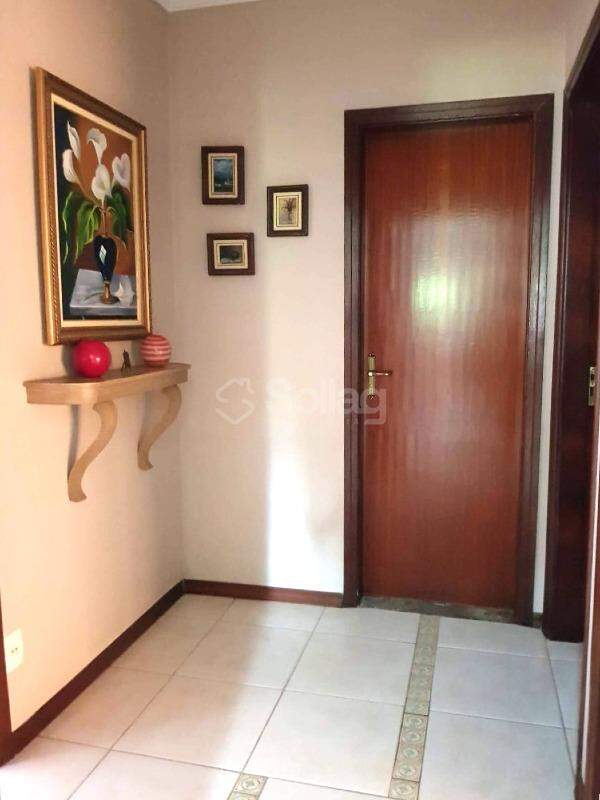 Casa para aluguel no Pinheirinho: 