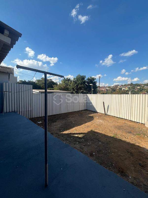 Casa para aluguel no Nova Vinhedo: 