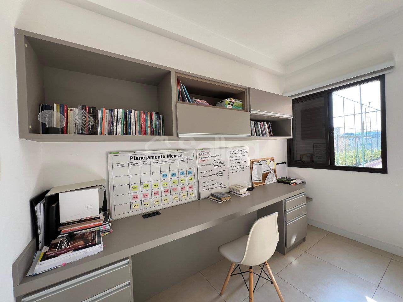 Apartamento à venda no Pinheirinho: 