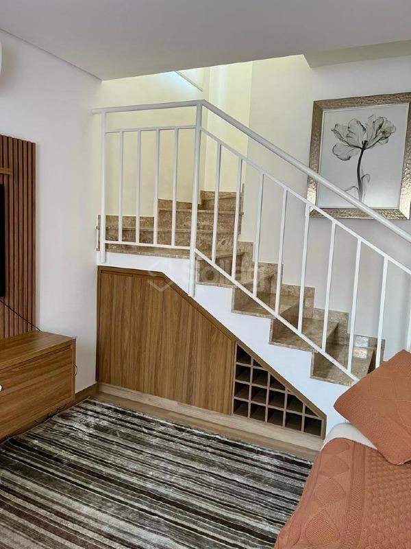 Casa em condomínio à venda no Vila Omizollo: 
