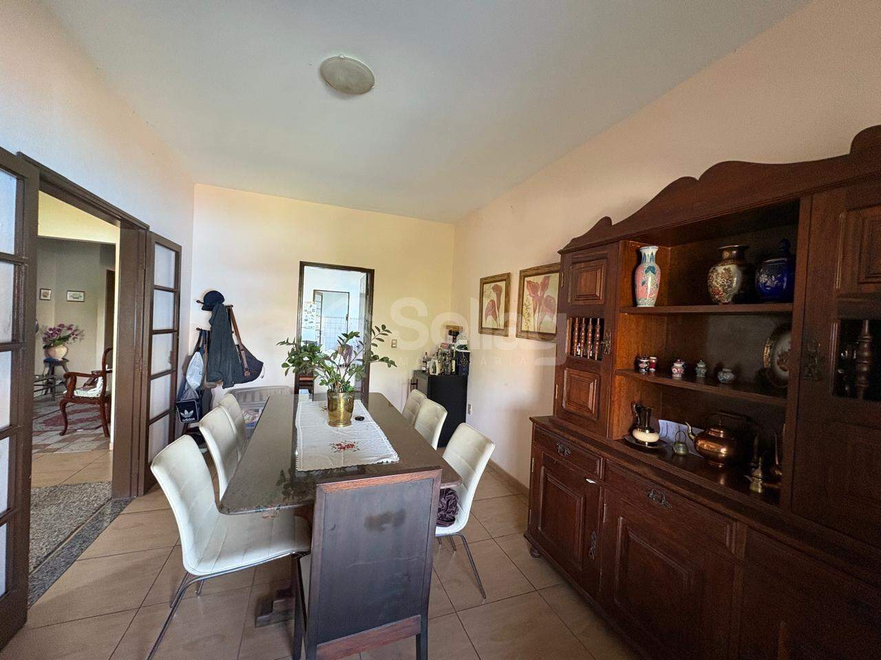 Casa à venda no Centro: 