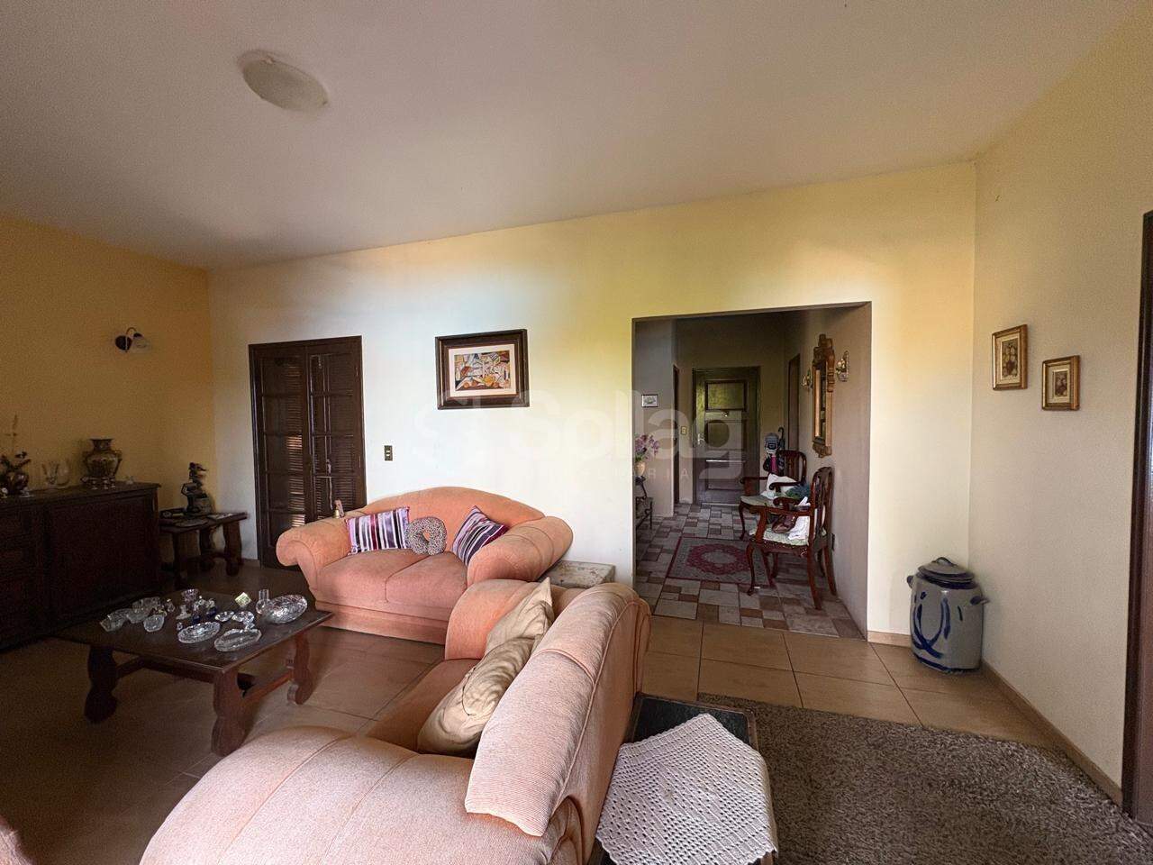 Casa à venda no Centro: 