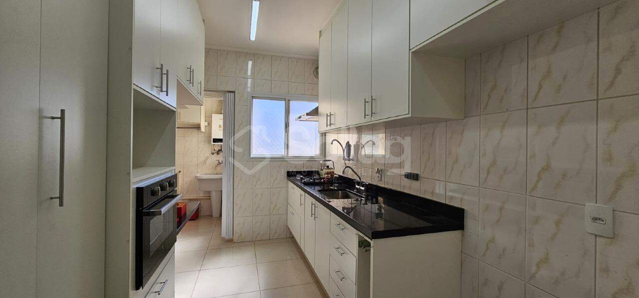 Apartamento para aluguel no Edifício Roma: 
