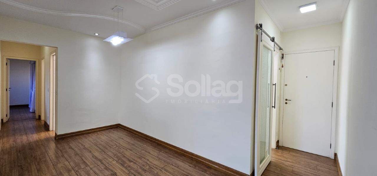 Apartamento para aluguel no Edifício Roma: 