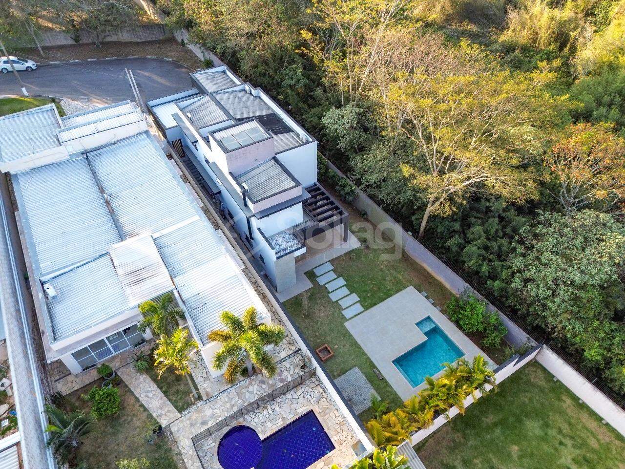 Casa em condomínio à venda no Condomínio Villa D`oro: 