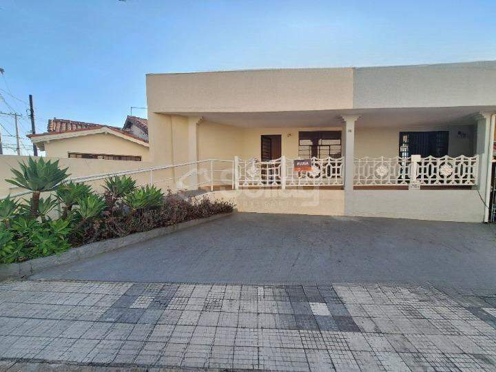Sala para aluguel no Centro: 