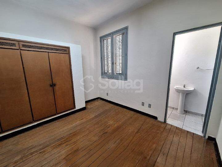 Sala para aluguel no Centro: