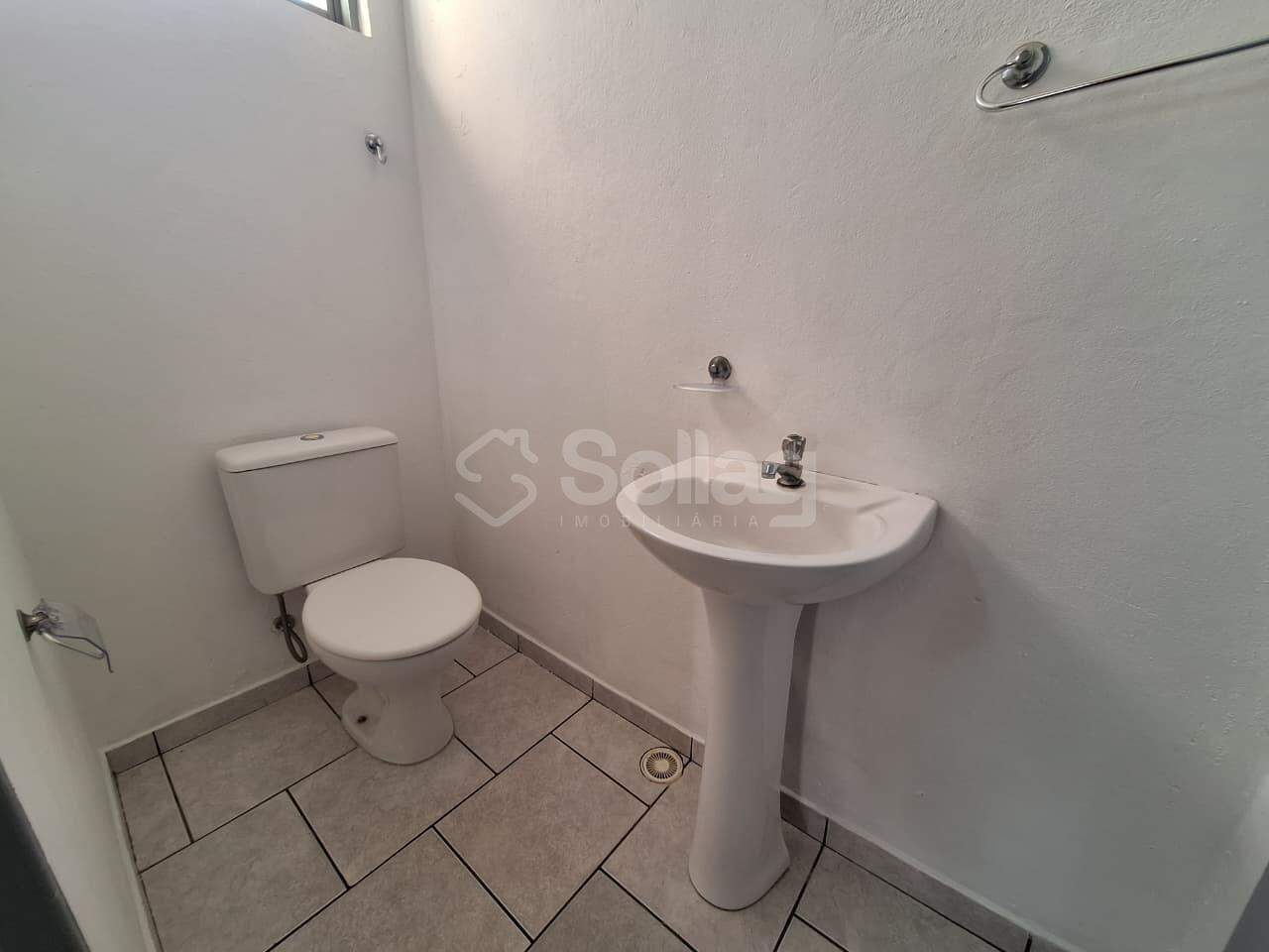 Sala para aluguel no Centro: