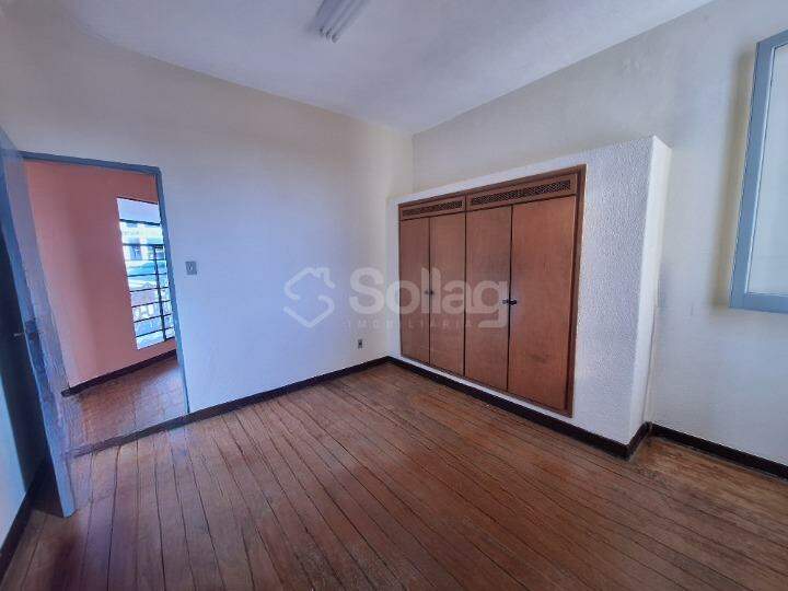 Sala para aluguel no Centro: