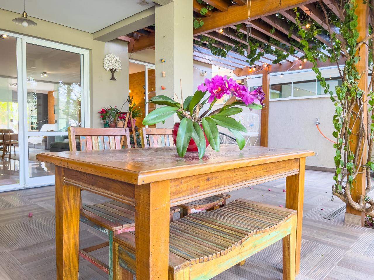 Casa em condomínio à venda no Condomínio San Marino: 