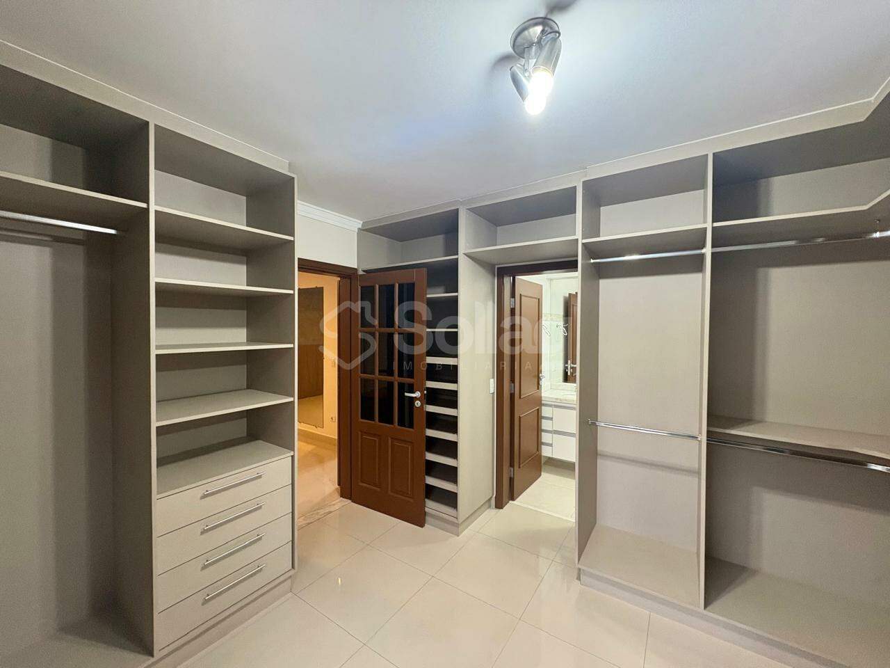 Casa em condomínio à venda no Condomínio San Marino: