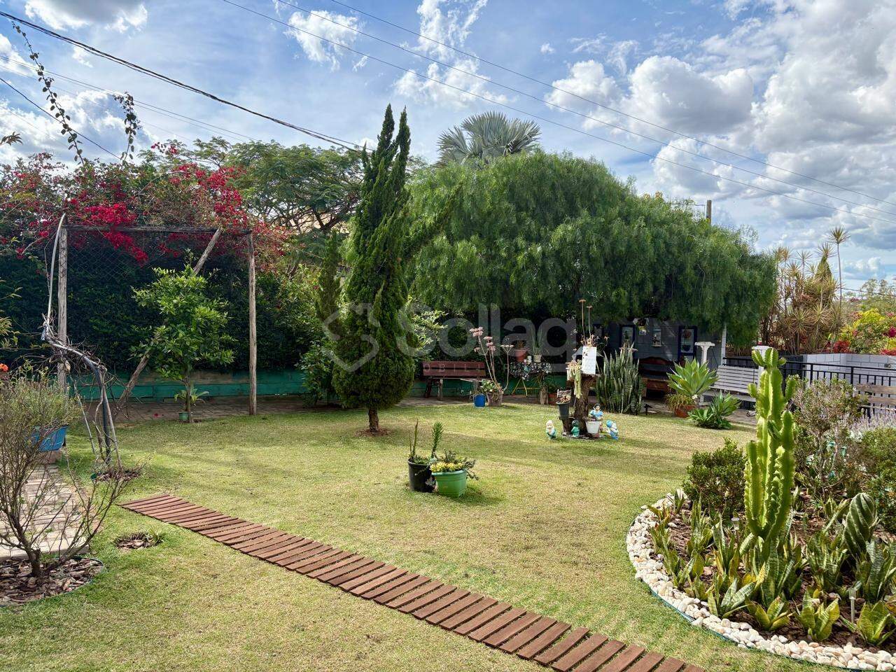 Casa em condomínio à venda no Condomínio Terras de Santa Teresa: 