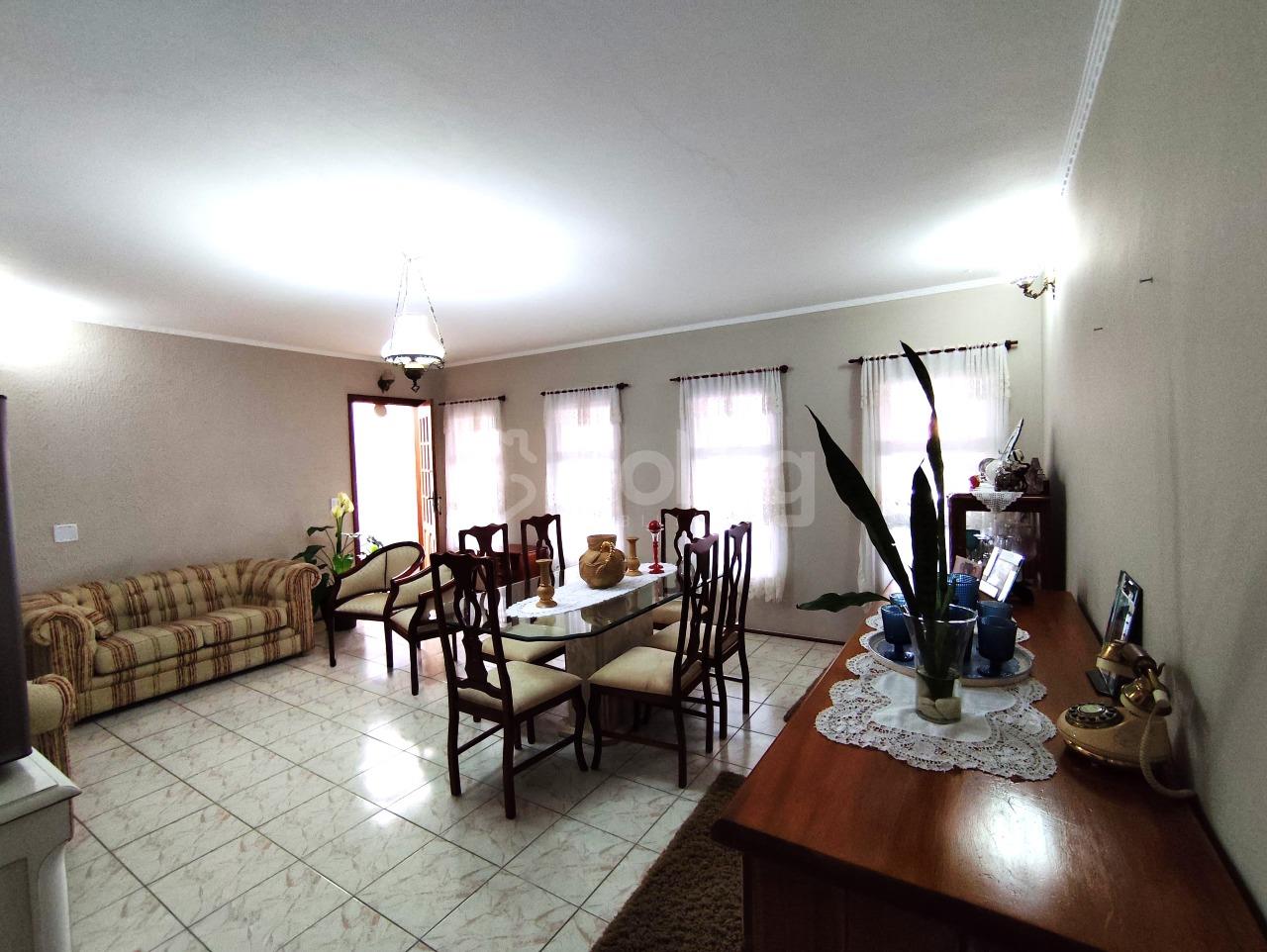 Casa à venda no Jardim Itália : 