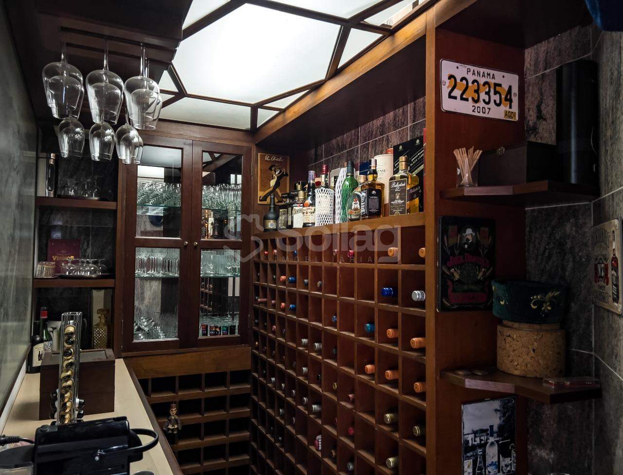 Casa em condomínio à venda no Condomínio Estância Marambaia: 