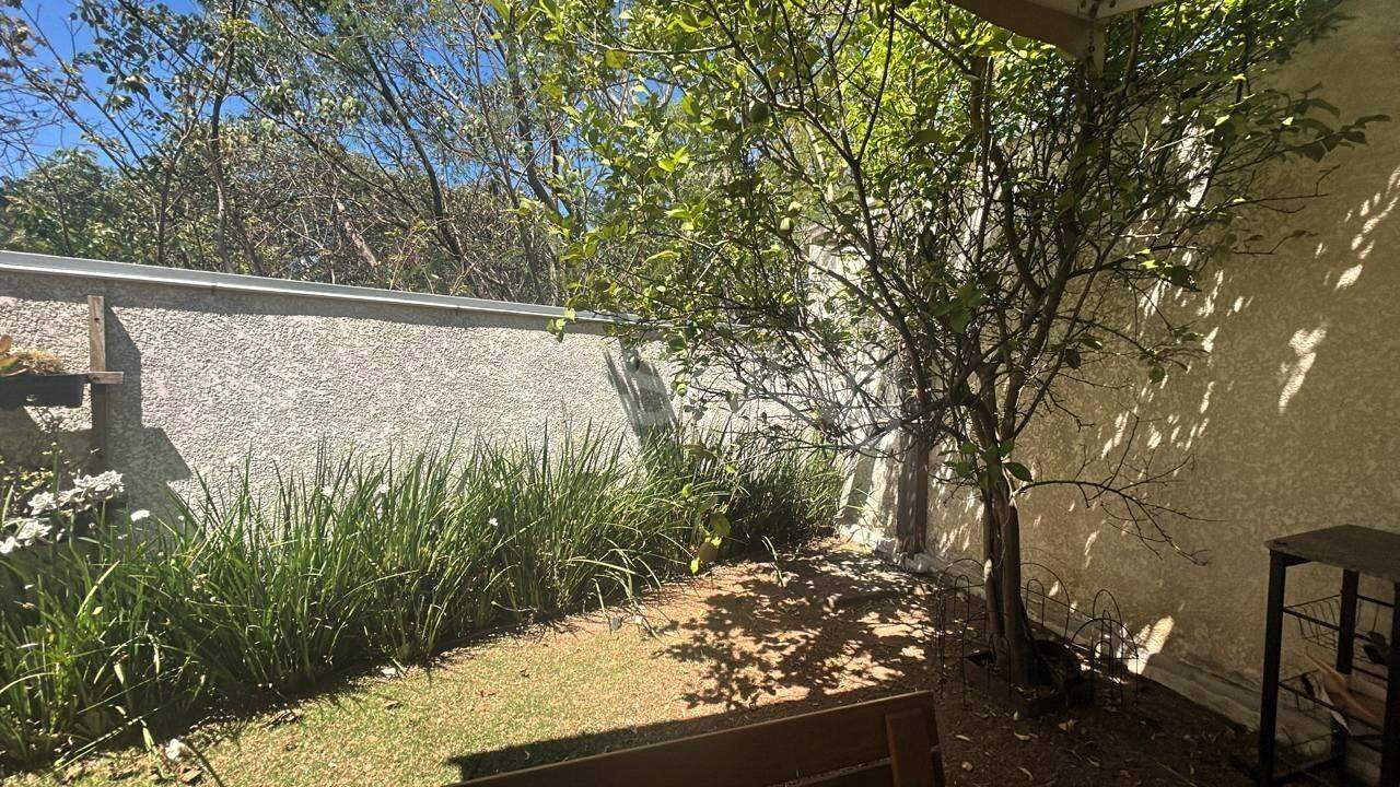 Casa em condomínio à venda no Condomínio Vista Verde: 
