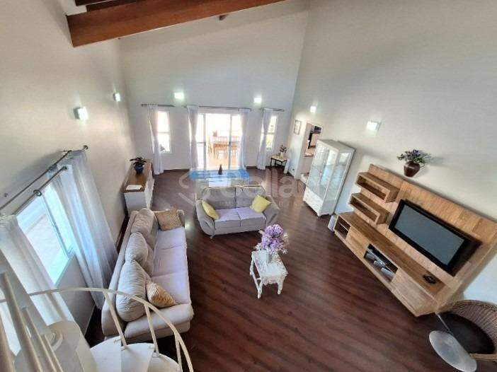 Casa em condomínio para aluguel no Pinheirinho: 