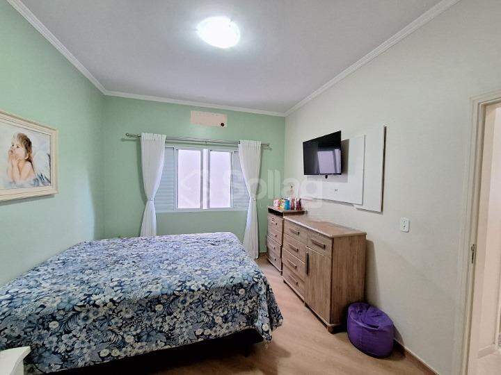 Casa em condomínio para aluguel no Pinheirinho: 