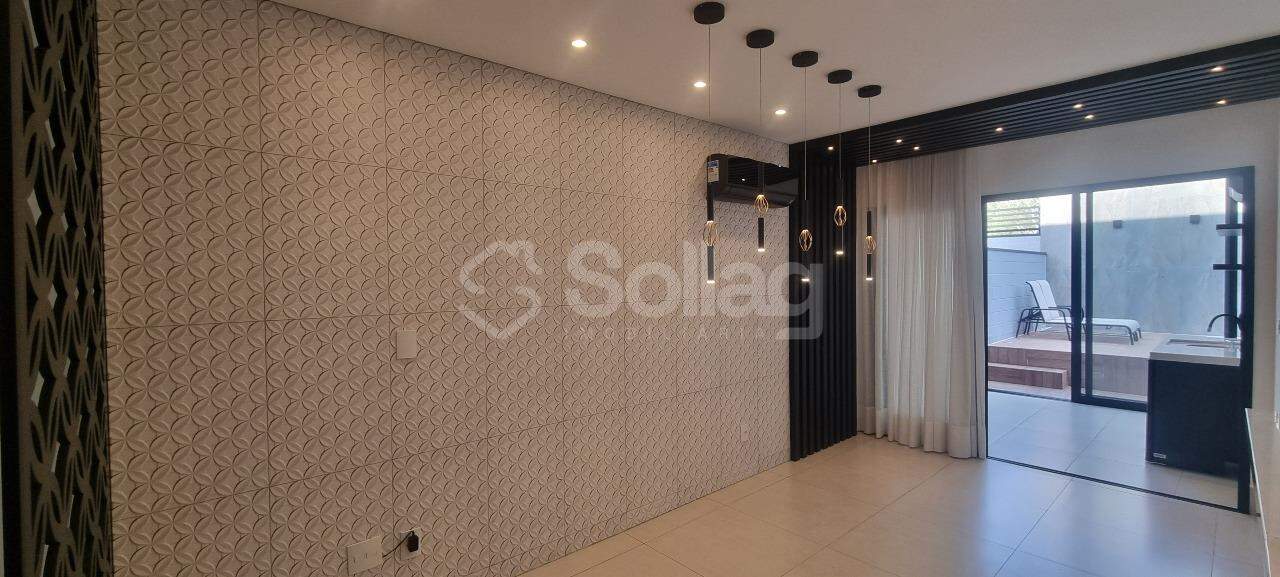 Casa em condomínio à venda no Condomínio Bello Villagio - Pinheirinho: