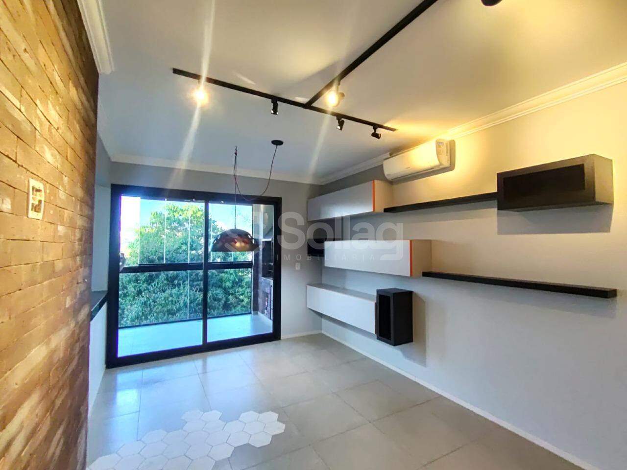 Apartamento para aluguel no Condomínio Residencial Flor da Giesta: 
