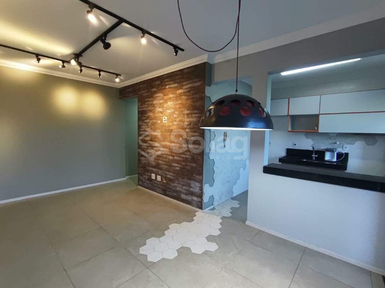 Apartamento para aluguel no Condomínio Residencial Flor da Giesta: 
